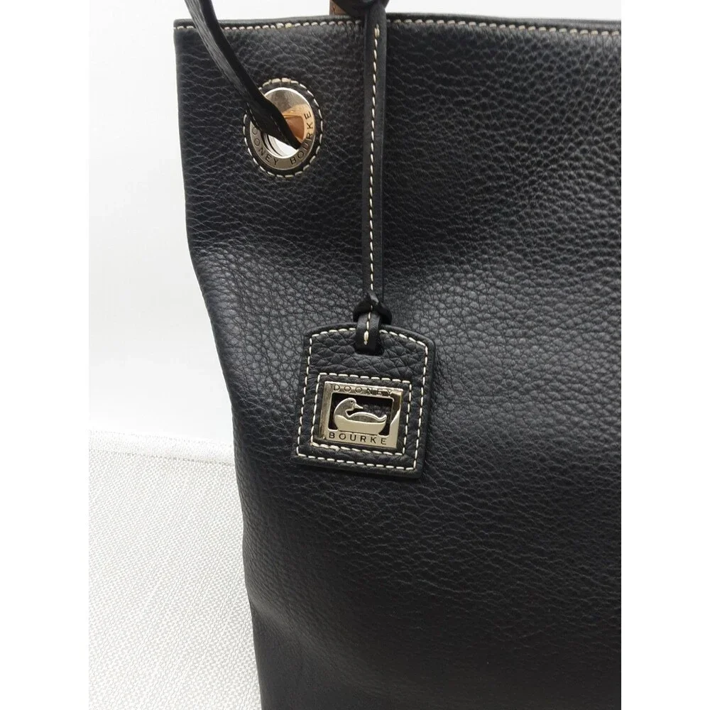 Dooney & Bourke Tote Shoulder Bag Grommet Black Pebbled Leather J2948561